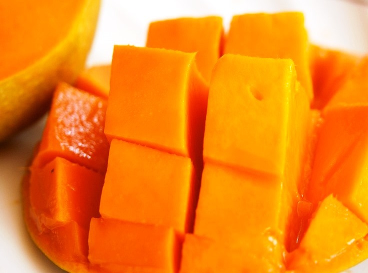 Lire la suite à propos de l’article Sorbet à la mangue au thermomix