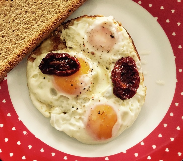 Lire la suite à propos de l’article Comment accompagner les oeufs sur le plat sans gluten ?
