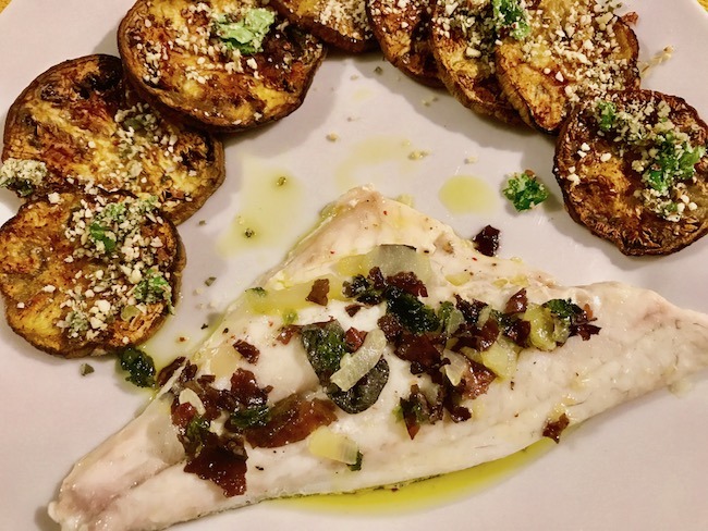 Lire la suite à propos de l’article Filets de Dorade aux algues et aubergines grillées