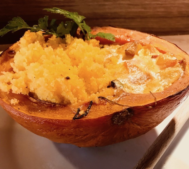 Lire la suite à propos de l’article Potimarron farci aux petits légumes et graine de couscous