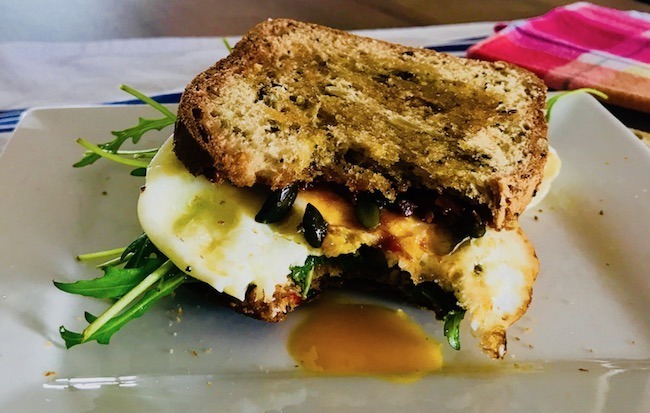 Lire la suite à propos de l’article Repas sur le pouce ! Sandwich équilibré sans gluten