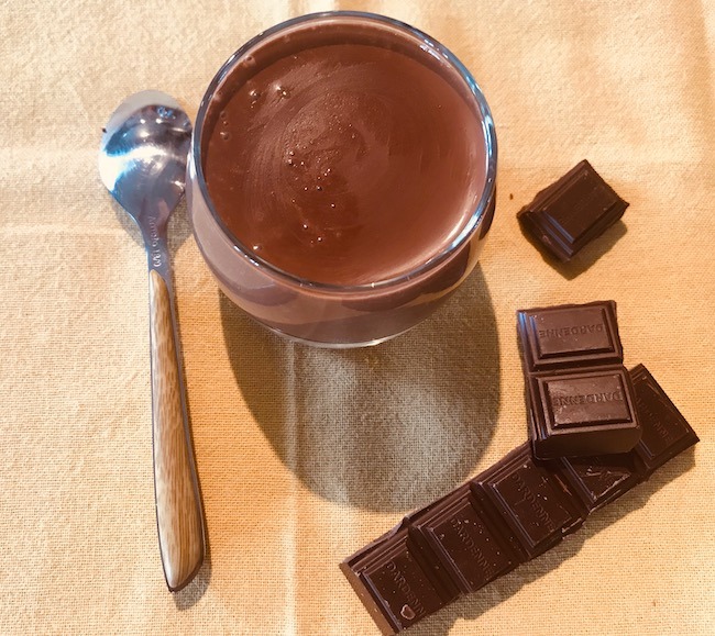 Lire la suite à propos de l’article Crème dessert au chocolat Vegan