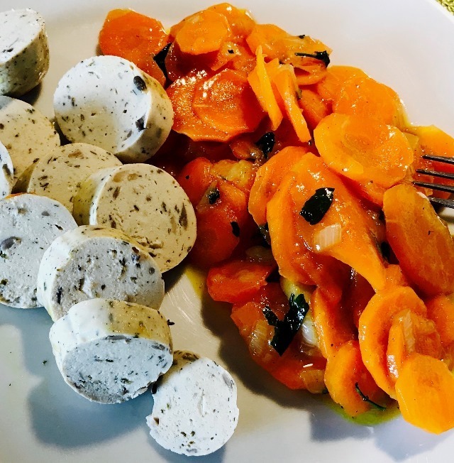 Lire la suite à propos de l’article Carottes Vichy au wok