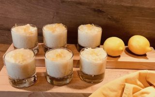 riz au lait ce coco dans verrines en verre