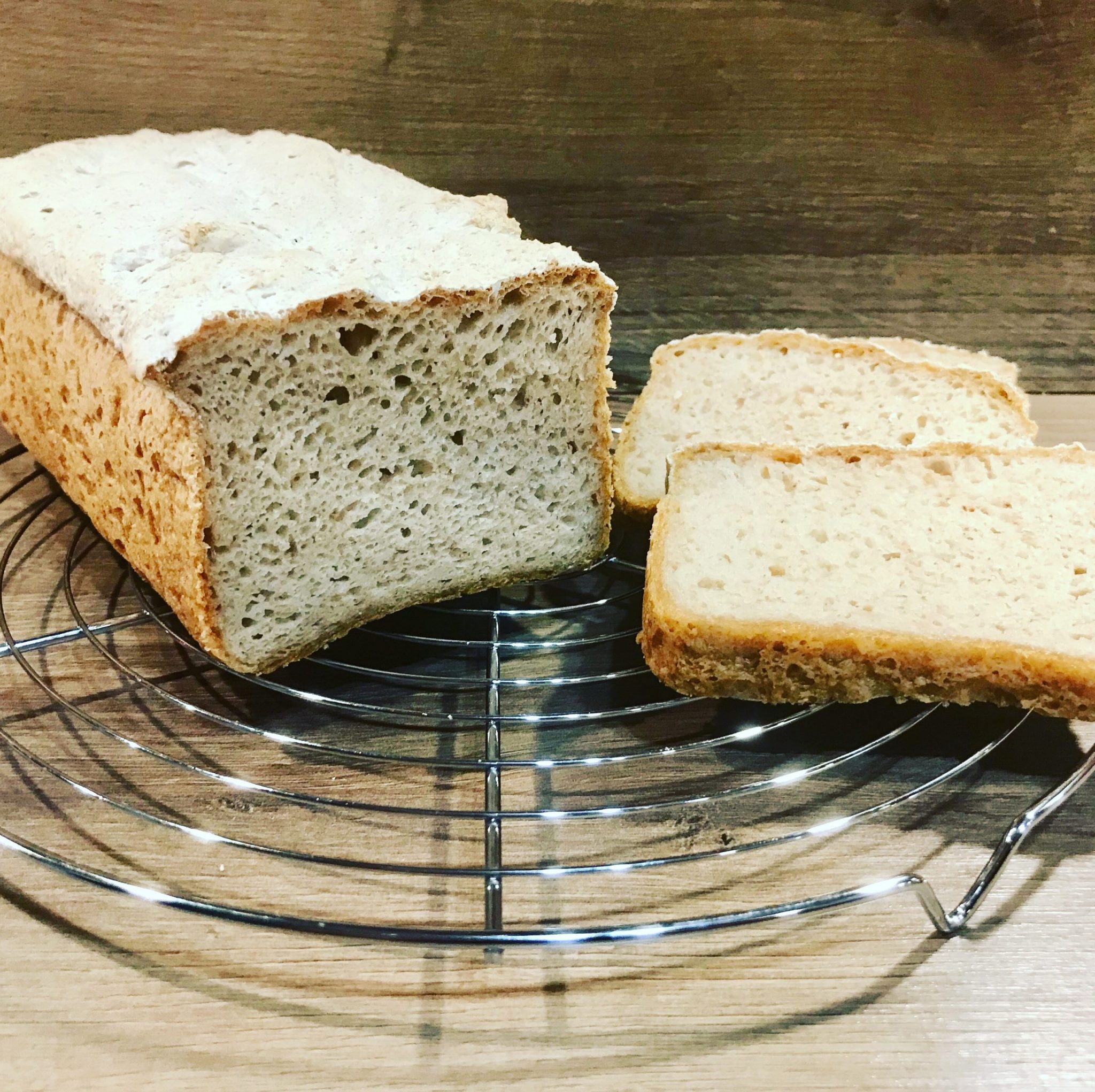 pain sans gluten dans machine à pain
