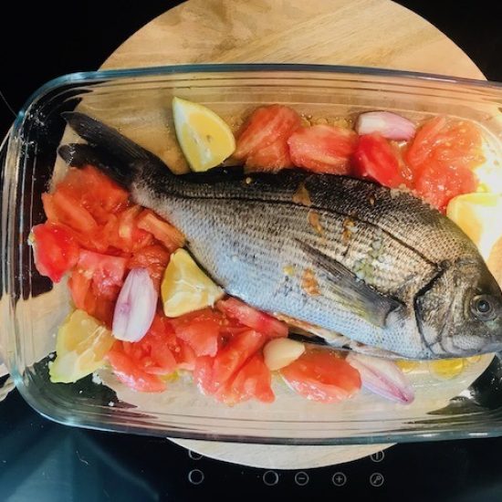 Chinchard noir à la tomate